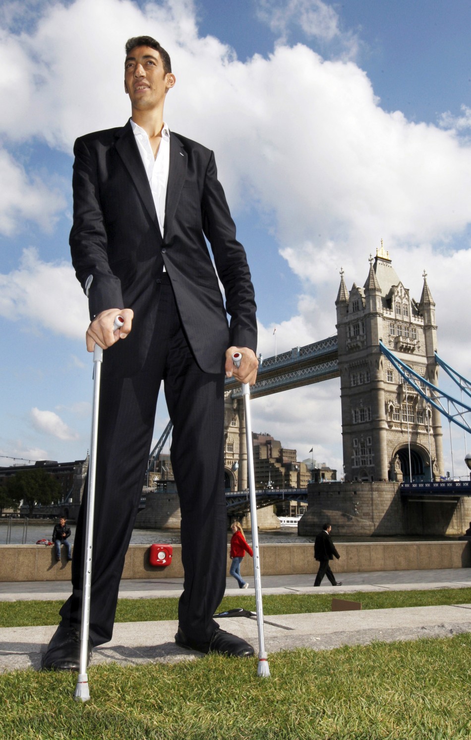 Sultan Kosen Worlds Tallest Man