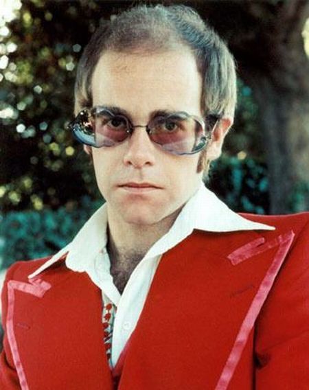 Elton-John-with-sunglass