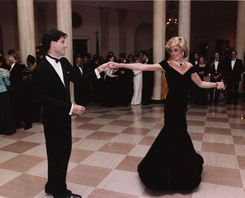 John-Travolta-dancing-with-Princess-Diana