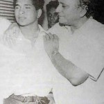 Sachin-With-His-Father-Ramesh-Tendulkar