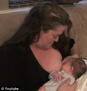 nancy-beatie-breast-feeding-newborn