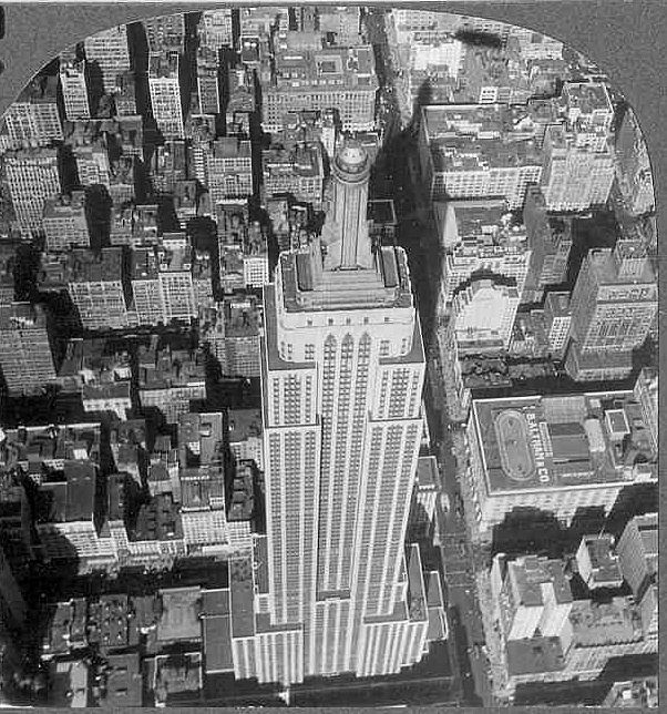 after-complete-of-construction-Empire-State-Building-1931