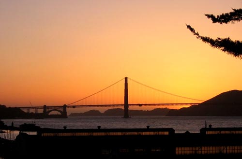 Golden-Gate-Bridge-at-sunset