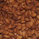 almond-nuts-have-vitamin-E-good-antioxidant