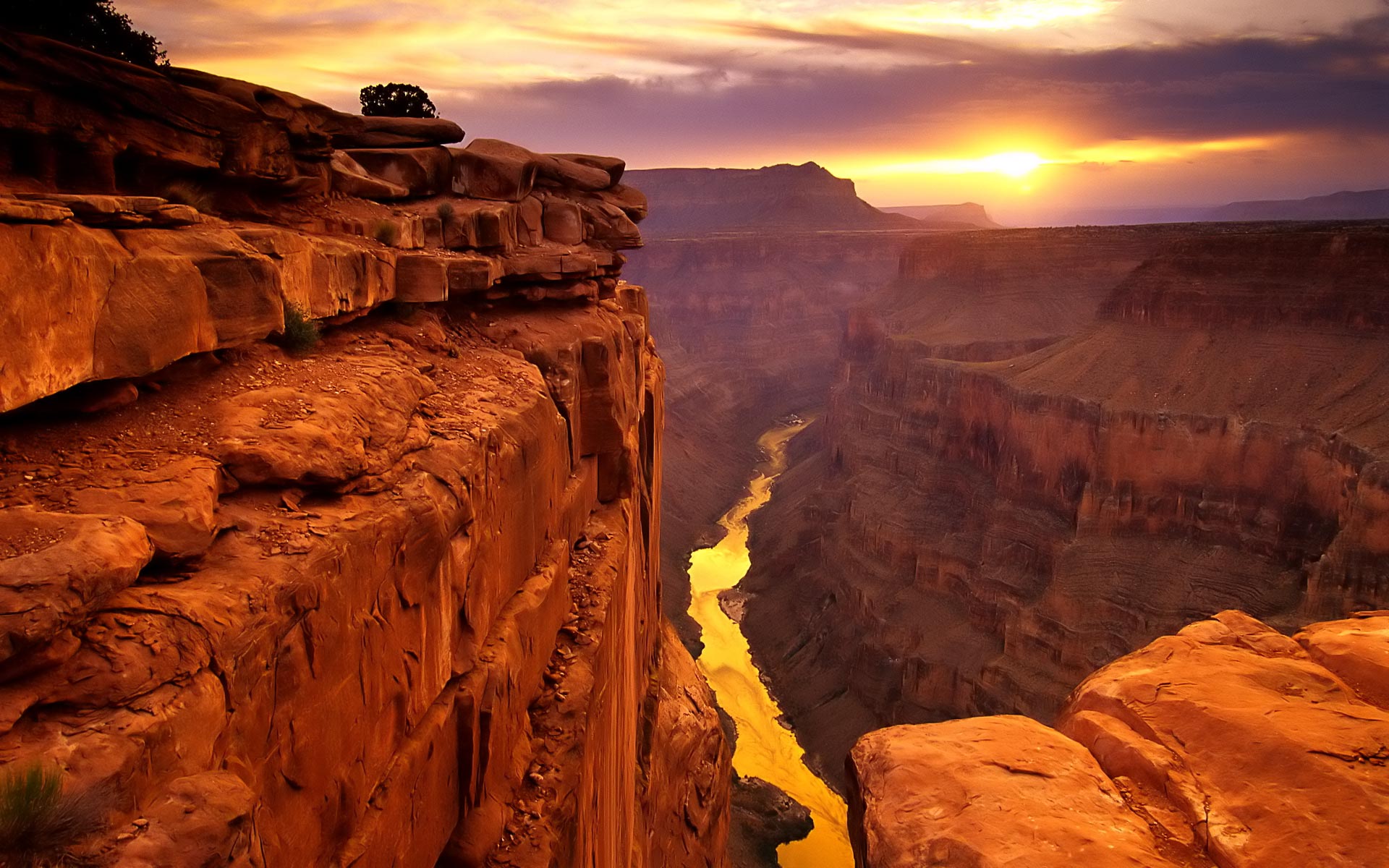 sunrise-in-grand-canyon