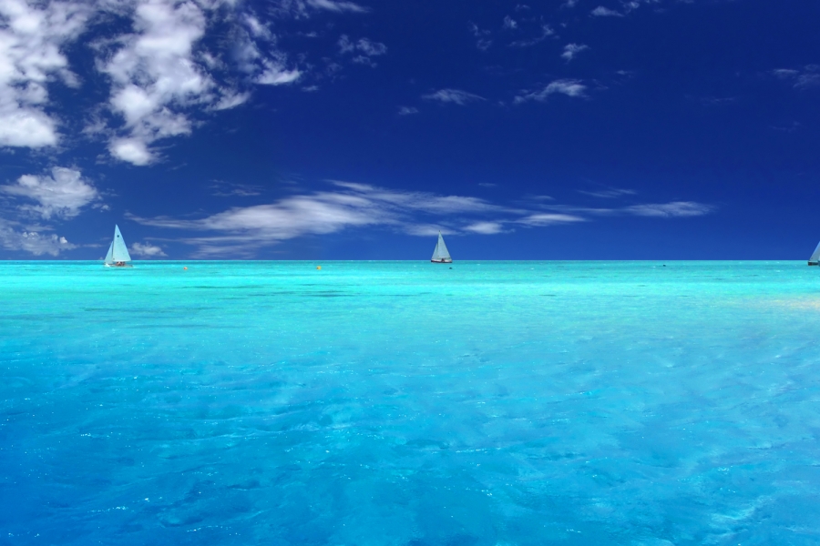 Turquoise-Sea-beautiful-looks-in-jamaica