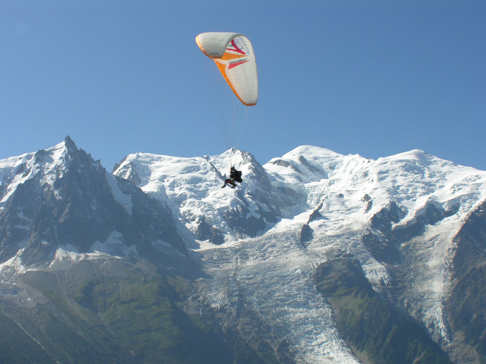 paragliding-in-Chamonix