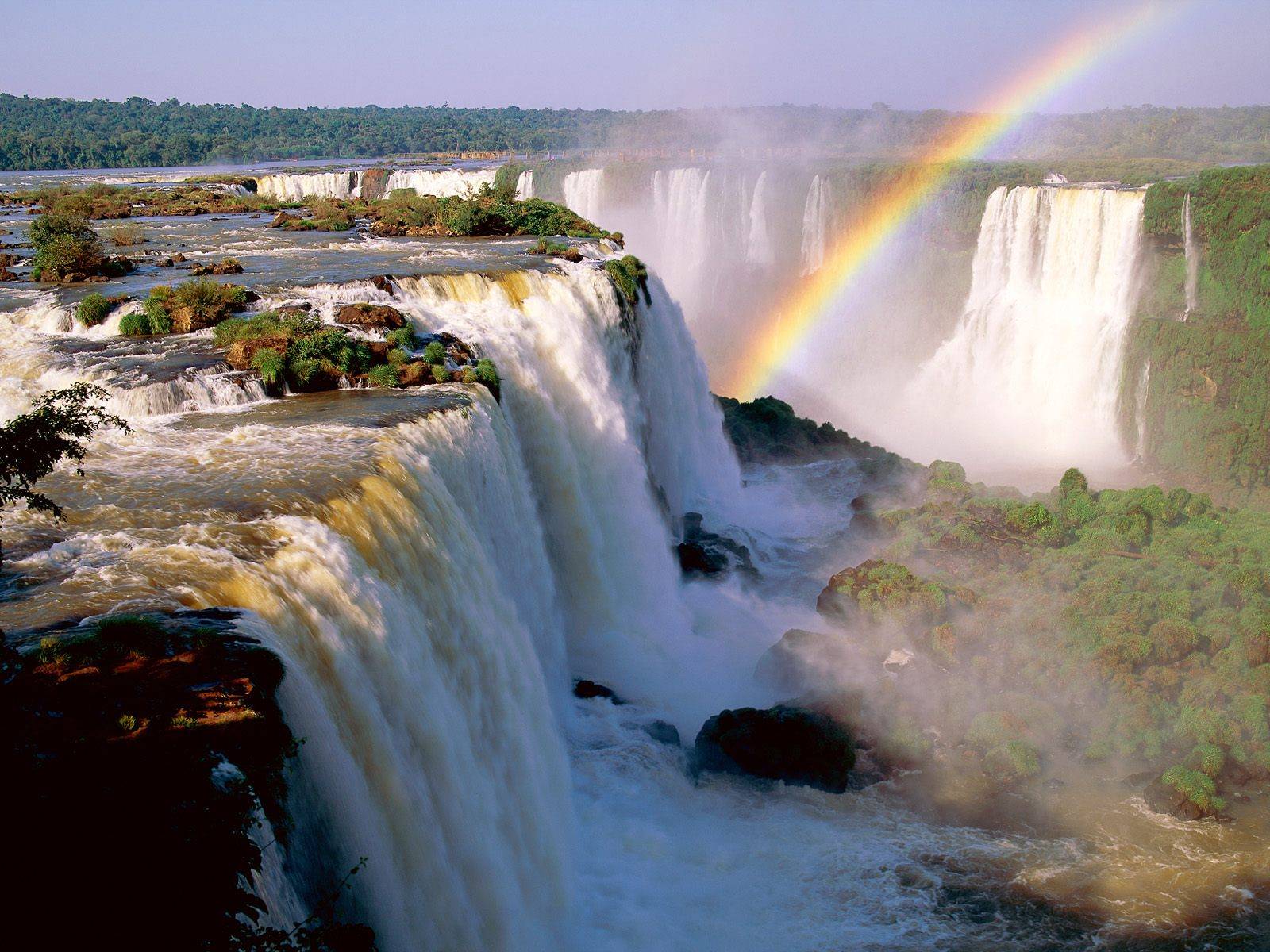 iguazu-falls-New-Seven-Wonders-of-Nature