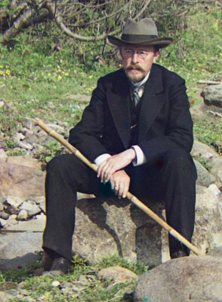 color-photos-of-Sergei-Prokudin-Gorski-Larg-in-1911