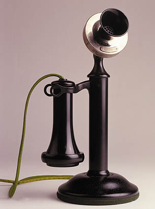 The-old-telephone