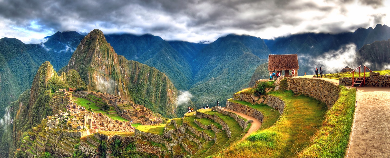 Enchanting-Travels-Peru-Tours-Panoramic-HDR-image-of-Machu-Picchu-the-lost-city-of-the-Incas-on-a-cloudy-day.-Machu-Picchu-is-one-of-the-new-7-Wonder-of-the-Word-near-Cusco